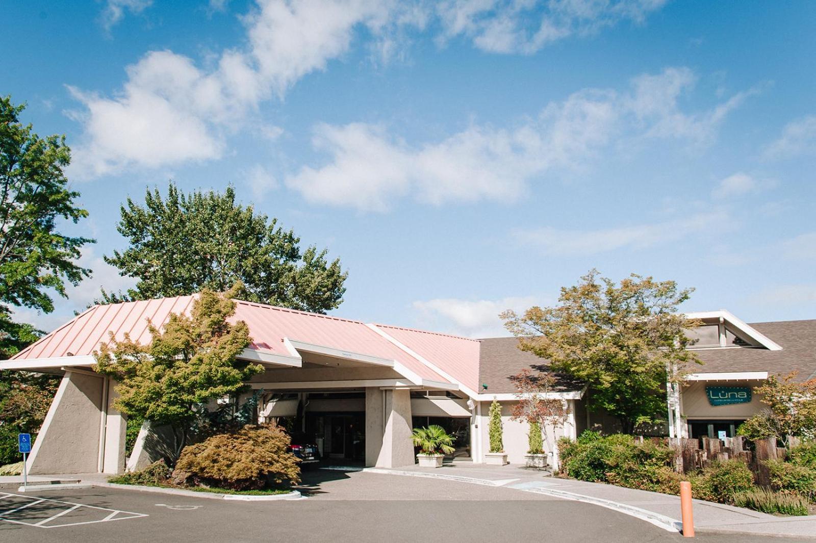 Ashland Hills Hotel&Suites Exteriér fotografie